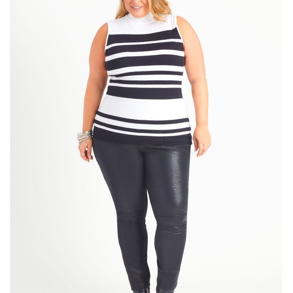Brand New  Leather Leggings/ Pants Size 22/24, 26/28